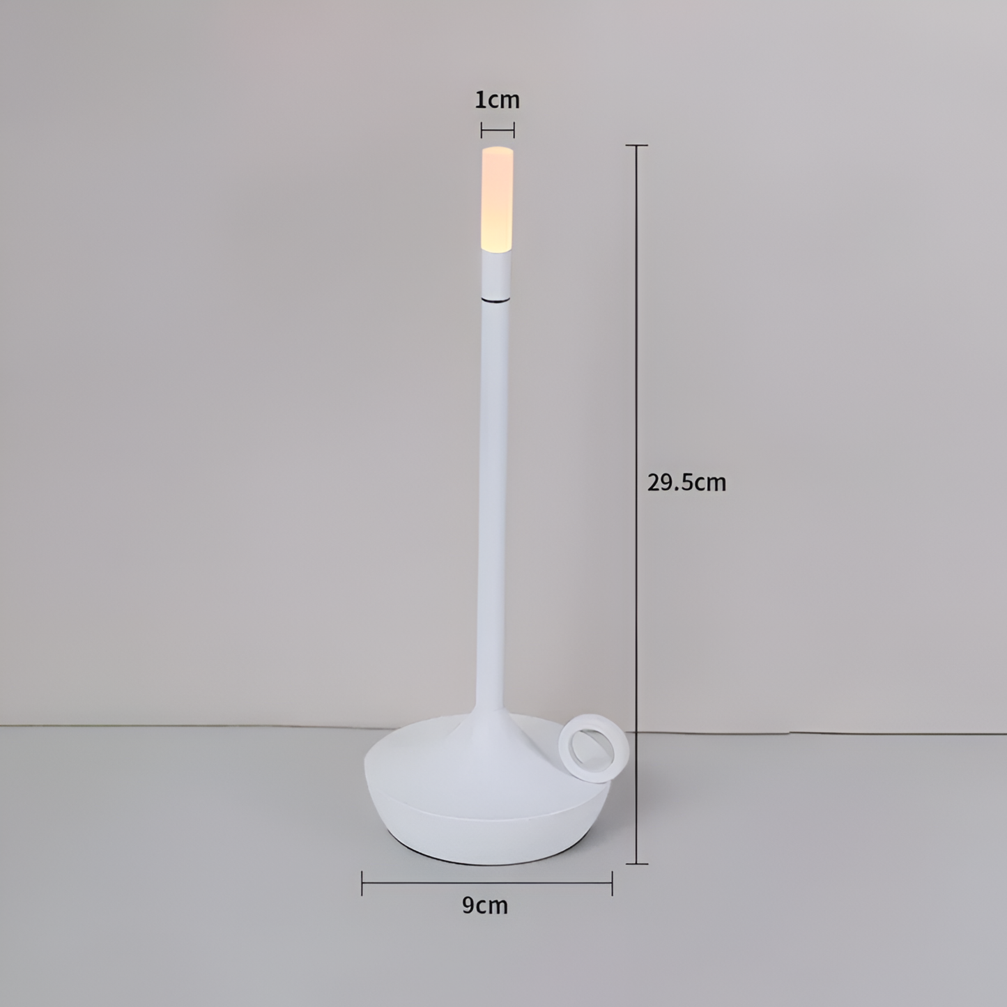 LunaGlow Kaarslamp – Een zacht licht voor rustige avonden