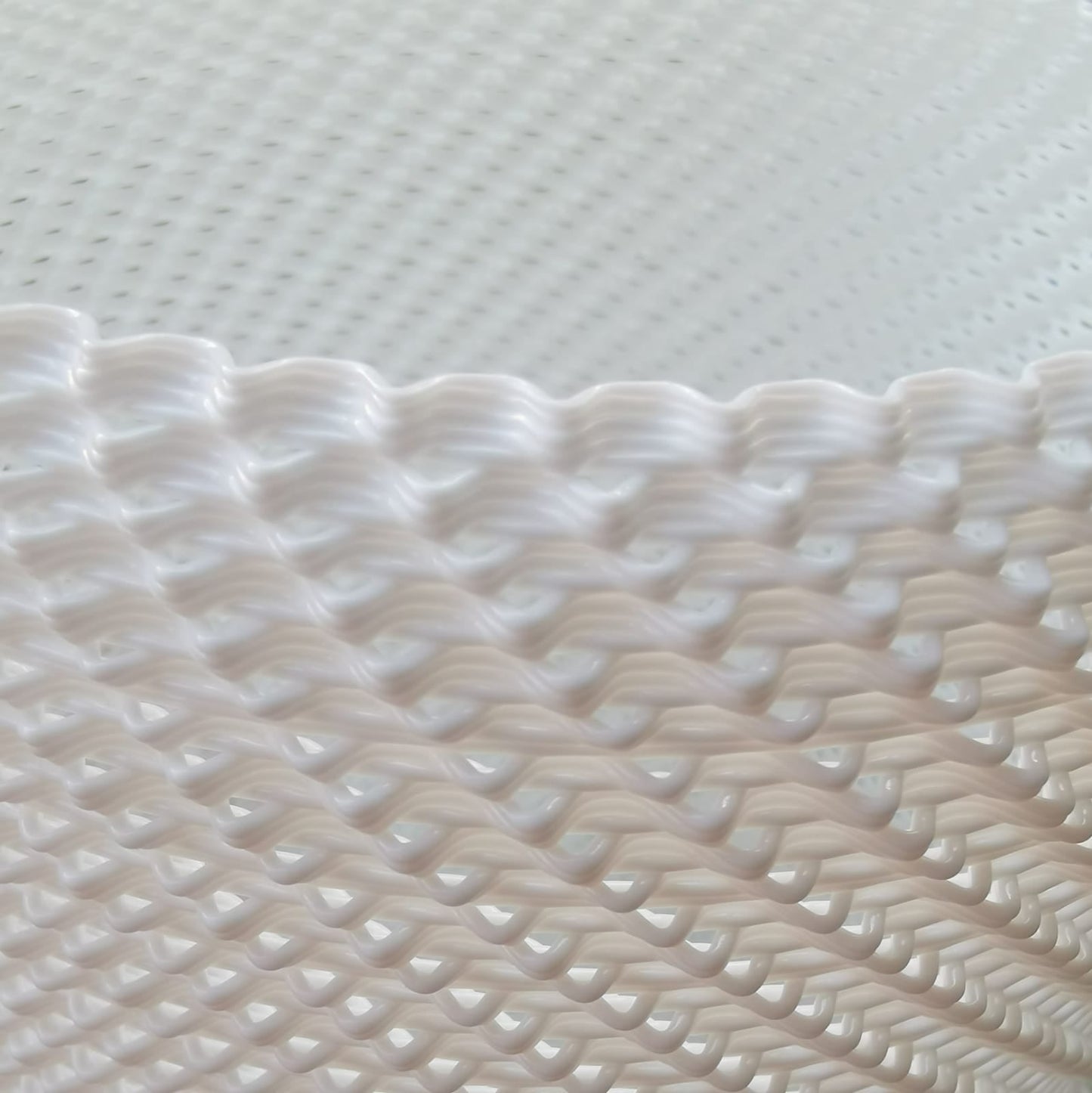 Haloform Table Lamp — Sculptural Light in Motion