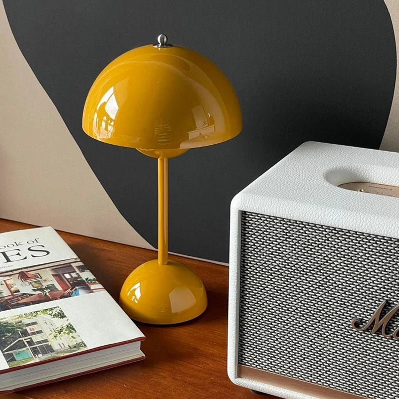 Rechargeable Flower Bud Table Lamp – Soft blooming glow for calm modern spaces