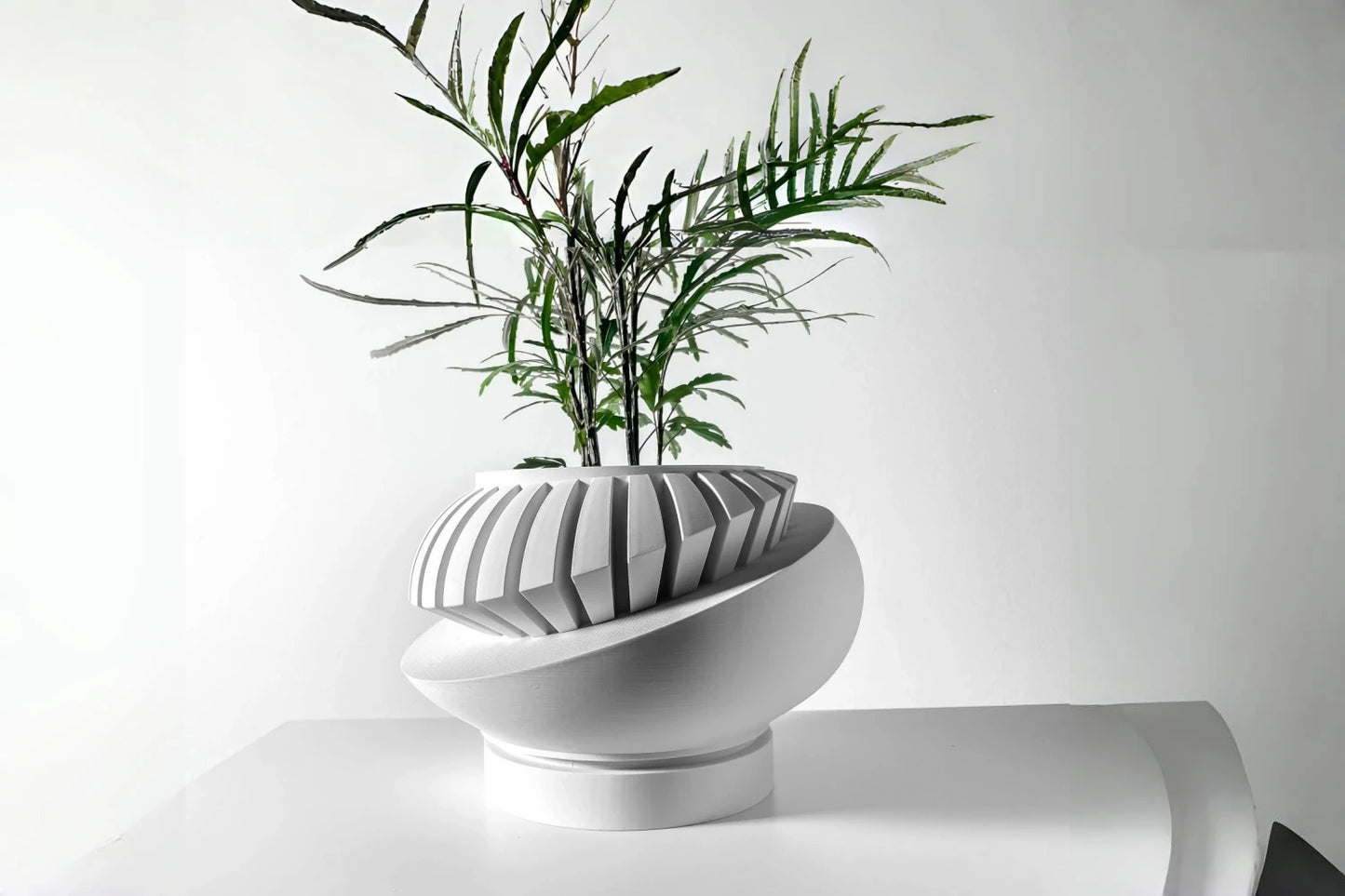 Modern Minimalist Plant Pot – Quiet Form, Living Balance
