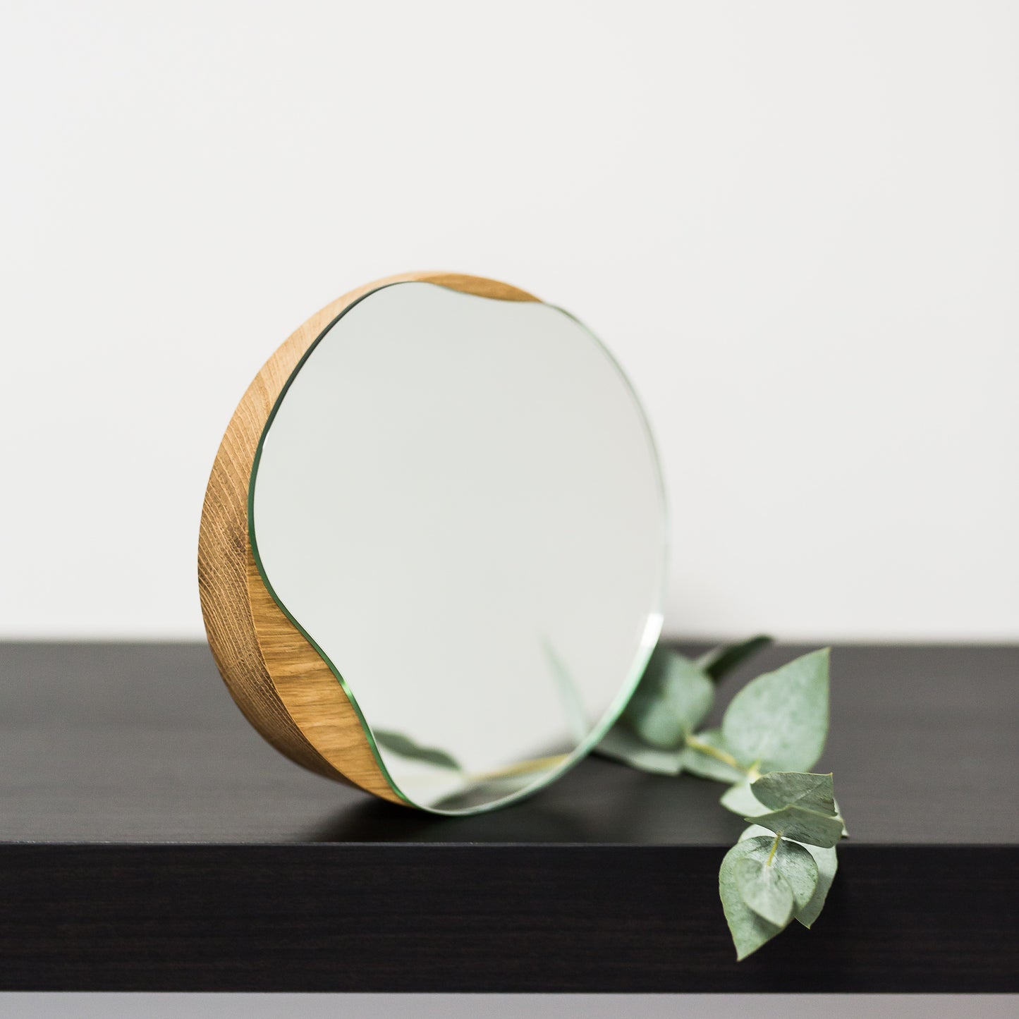 PUDDLE Standing Mirror — Nature-Inspired Form
